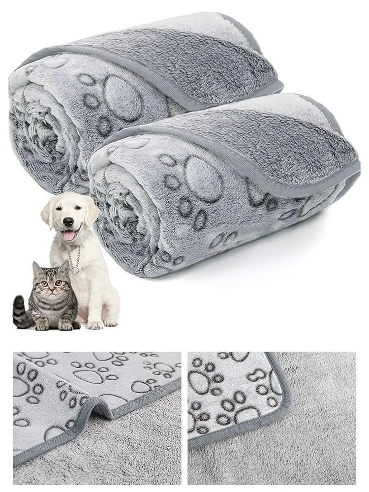 Winter Dog Blanket – Soft Washable Fleece Throw for Dogs & Cats (Grey)