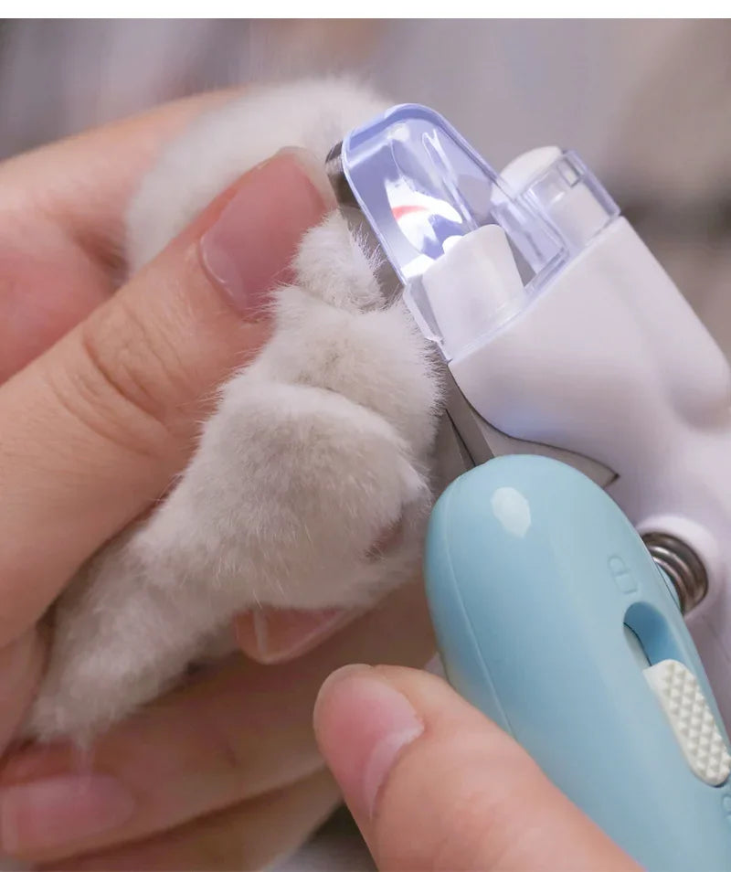 LED Pet Nail Clippers – Safe Dog & Cat Nail Trimmer with Light for Precise Cuts