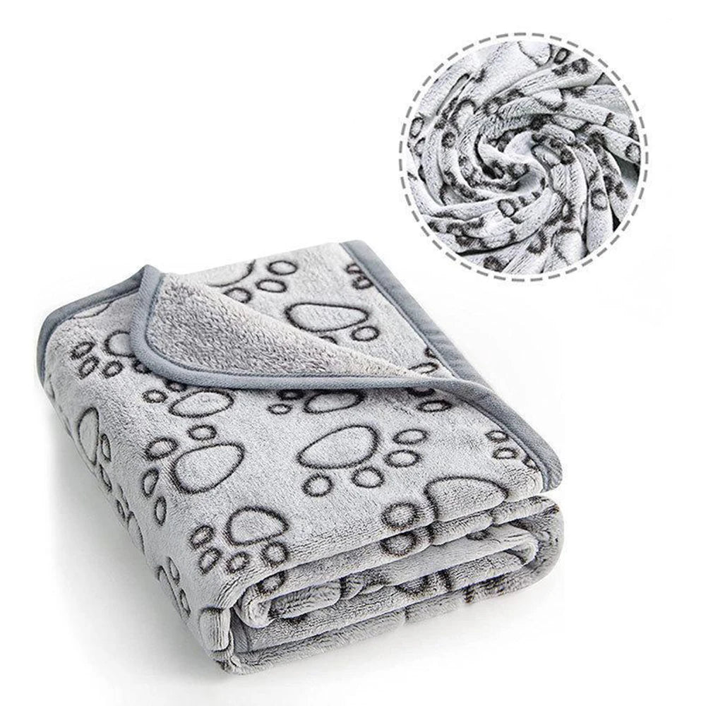 Winter Dog Blanket – Soft Washable Fleece Throw for Dogs & Cats (Grey)
